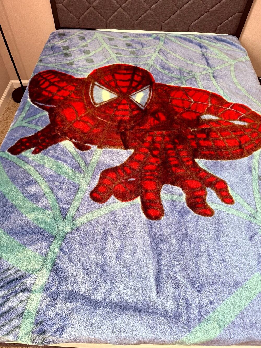 Marvel Spider-Man Plush Soft Fleece Bed Blanket
